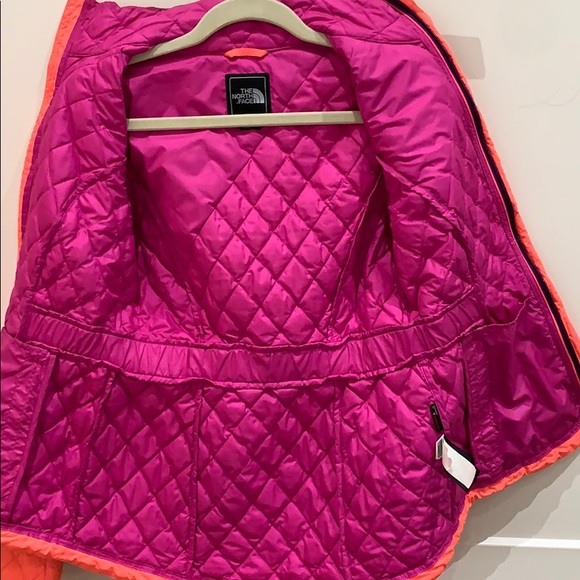 THE NORTH FACE Jacket - Picture 6 of 6